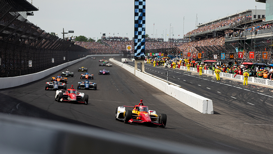 Newgarden Turn 1